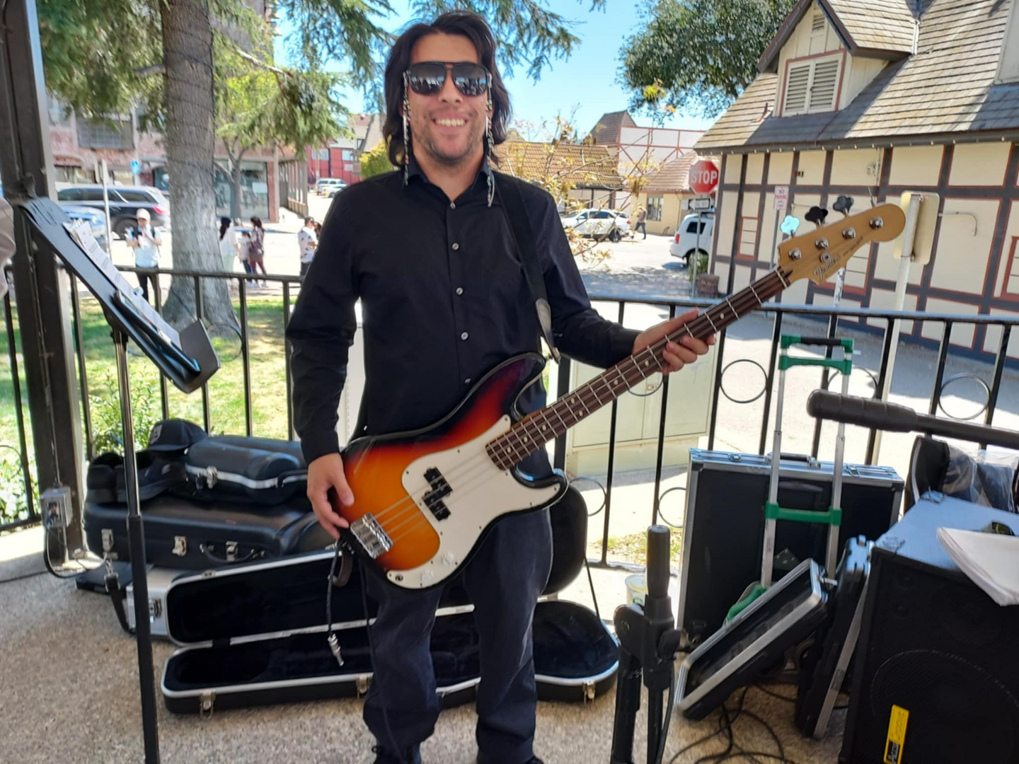 Miguel rocking the bass